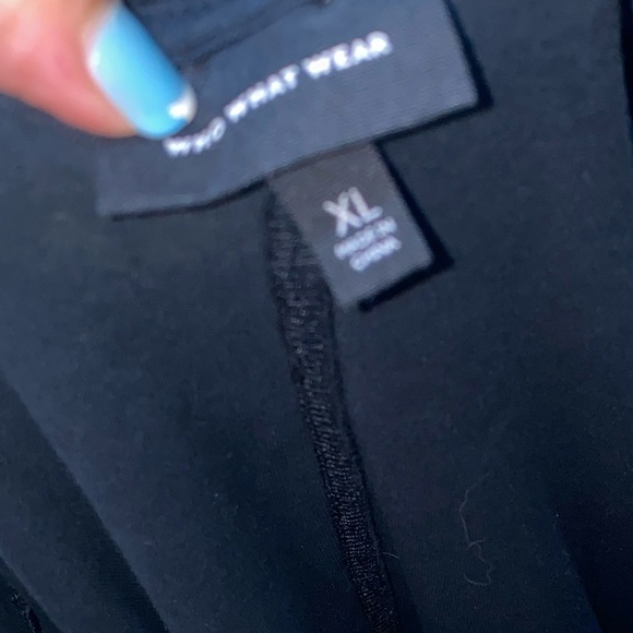 Who what wear size xl black tee shirt - Picture 2 of 2